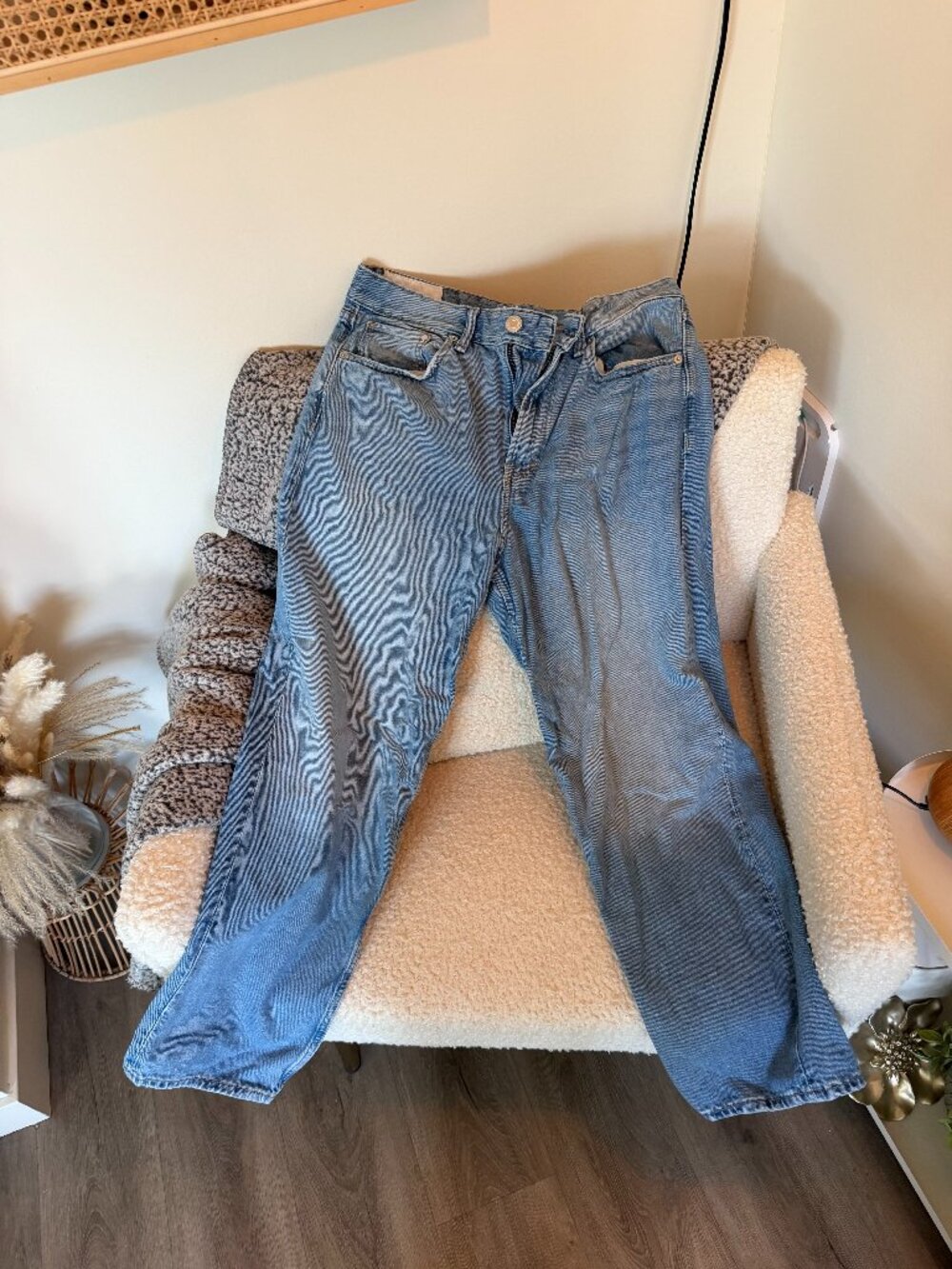 H&M Loose Fit Jeans Light Wash Denim W32
